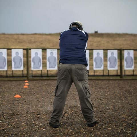Wichtiger als binomische Formeln? Abdrücken können, bevor man erschossen wird