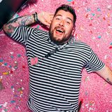 Hat schon wieder Farbe im Gesicht:  the one and only Jonny Bongo