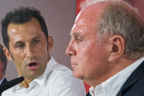 Uli Hoeneß hat Transfercoups angekündigt, Sportdirektor Hasan Salihamidzic soll "richtig loslegen", passiert ist seither wenig.