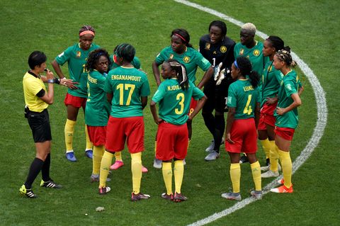 Frauen-WM: Kamerun gegen England