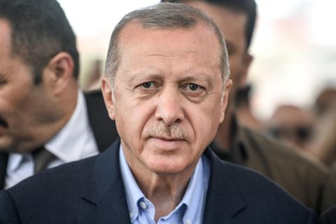 Für Erdogan ist die erneute Niederlage seiner Partei bei der Bürgermeisterwahlen in Istanbul ein Schlag ins Gesicht
