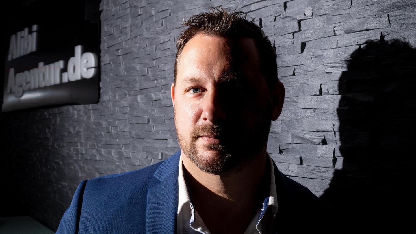 Porträt-Foto des Alibi-Agentur-Gründers Stefan Eiben