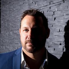 Porträt-Foto des Alibi-Agentur-Gründers Stefan Eiben