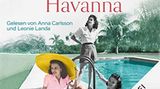 Drei Frauen am Pool