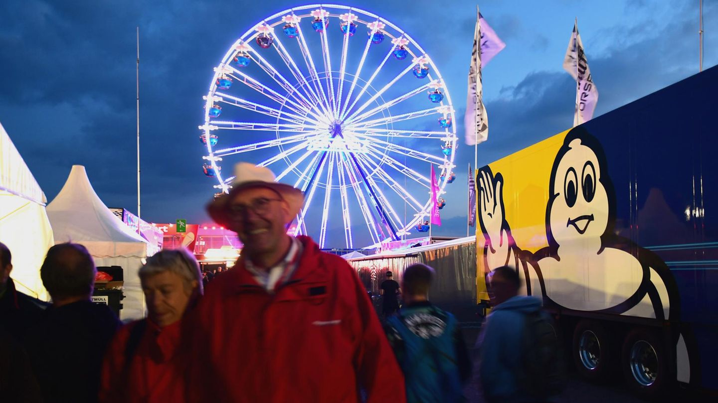 Riesenspaß ums Riesenrad: Neben dem Motorsport gibt es Partys und die Fan-Meile im Ring Boulevard.