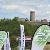 Die Burg, die dem Rennen den Namen gibt. Das seit 1970 bestehende 24 Sunden Rennen auf dem Nürburgring, heißt jetzt offiziell "ADAC Total 24h Rennen".