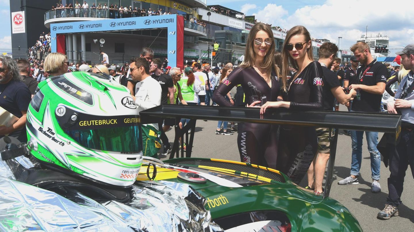 Immer mit dabei: die Grid Girls.