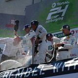 Champagnerdusche bei der Siegerehrung: das Team vom Audi Sport Team Phoenix auf dem Audi R8 LMS mit der Nr. 4 - Frank Stippler, Pierre Kaffer, Frederic Vervisch, Dries Vanthoor.