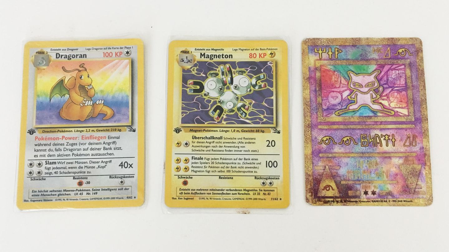 Was ist meine Pokémon-Karten-Sammlung auf Ebay wert? Glitzernde bzw. holographische Pokémon-Karten von Dragoran, Magneton und Mew