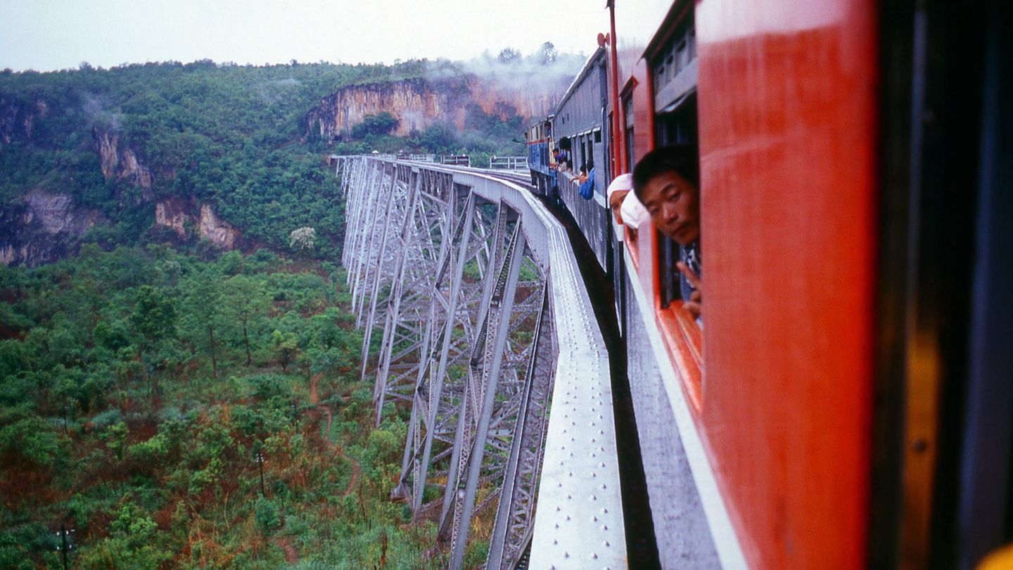 the-most-beautiful-train-journeys-in-the-world-please-board-archyde