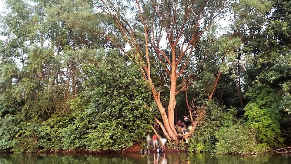 Das Foto zeigt die Unglücksstelle am Habichtsee