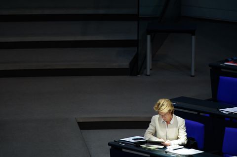 Bundesverteidigungsministerin Ursula von der Leyen ist durch die Berateraffäre erheblich unter Druck geraten