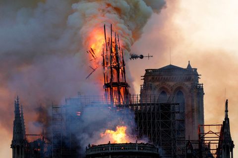 Notre-Dame in Flammen - Zigarette als Brandauslöser?