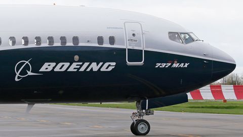 Die 737-Max-Serie von Boeing muss nach zwei Abstürzen mit insgesamt 346 Toten seit Mitte März am Boden bleiben