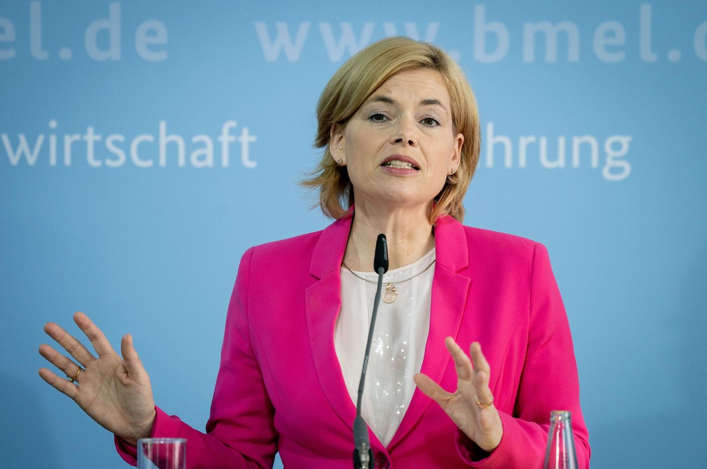 Agrarministerin Julia Klöckner lehnt Pflicht zum Tierwohl-Logo ab