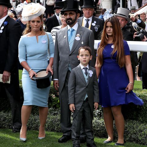 Der Emir von Dubai mit seiner Frau, Prinzessin Haya, und den beiden Kindern 2018 beim Pferderennen in Ascot