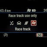 Den Race-Track Fahrmodus ist im Performance Paket enthalten