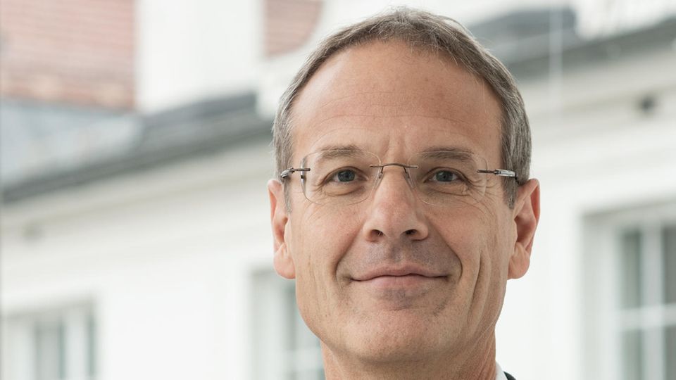 Univ.-Prof. Dr. Walter Obwexer Univ.-Prof. Dr. Walter Obwexer