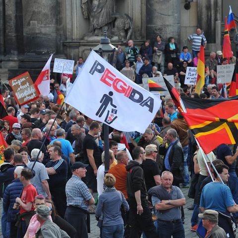 Demonstration des islamkritischen Bündnisses Pegida 2015 in Dresden