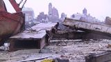 Riesige Stahlträger zeugen von der Konstruktion des WTC