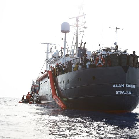 Rettungsschiff "Alan Kurdi" mit Kurs auf Lampedusa