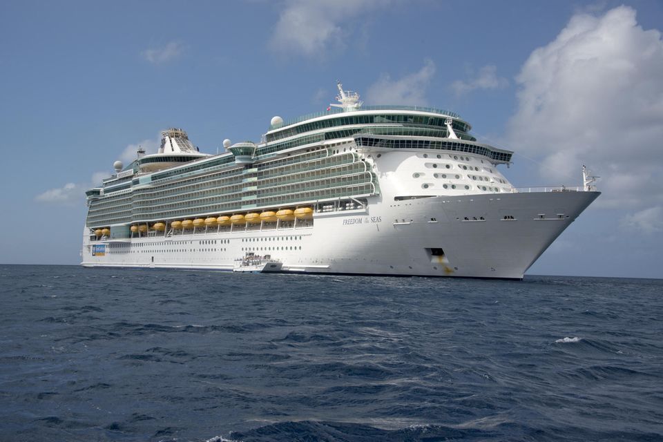 Tragisches Unglück an Bord der "Freedom of the Seas" Die "Freedom of the Seas", eines der größten Kreuzfahrtschiffe der Welt