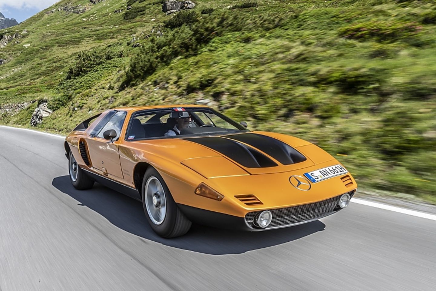 Mercedes C111-II V8