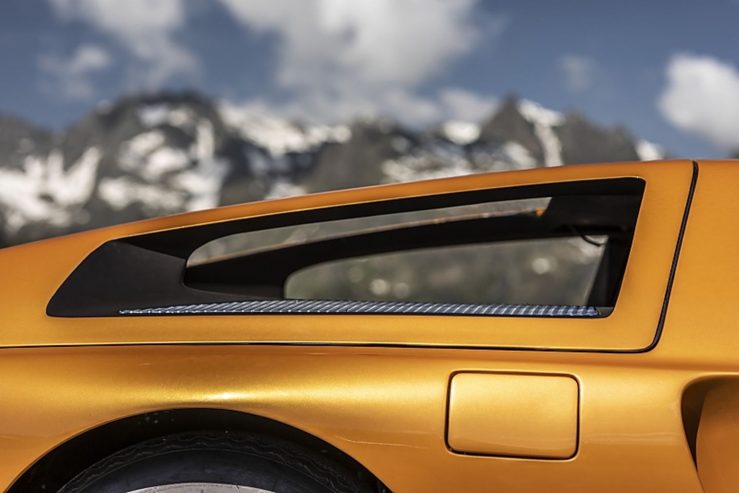 Mercedes C111-II V8