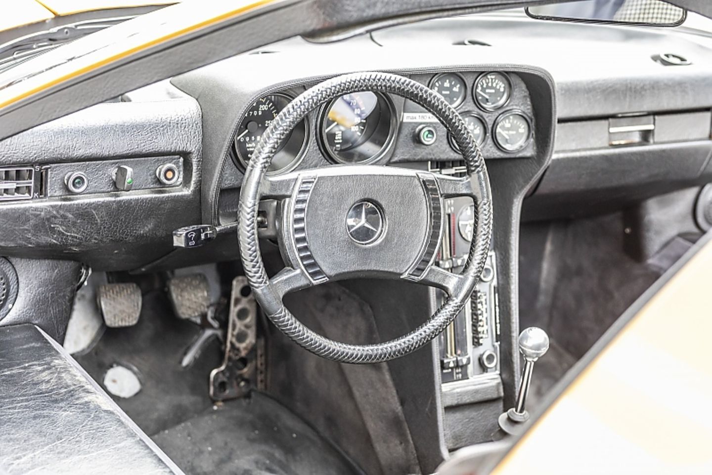 Mercedes C111-II V8