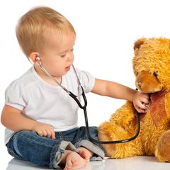 Im Urlaub benötigen Sie eine Reiseapotheke für Ihr Baby