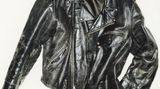 Eine gute Lederjacke im Schrank ist ein Muss