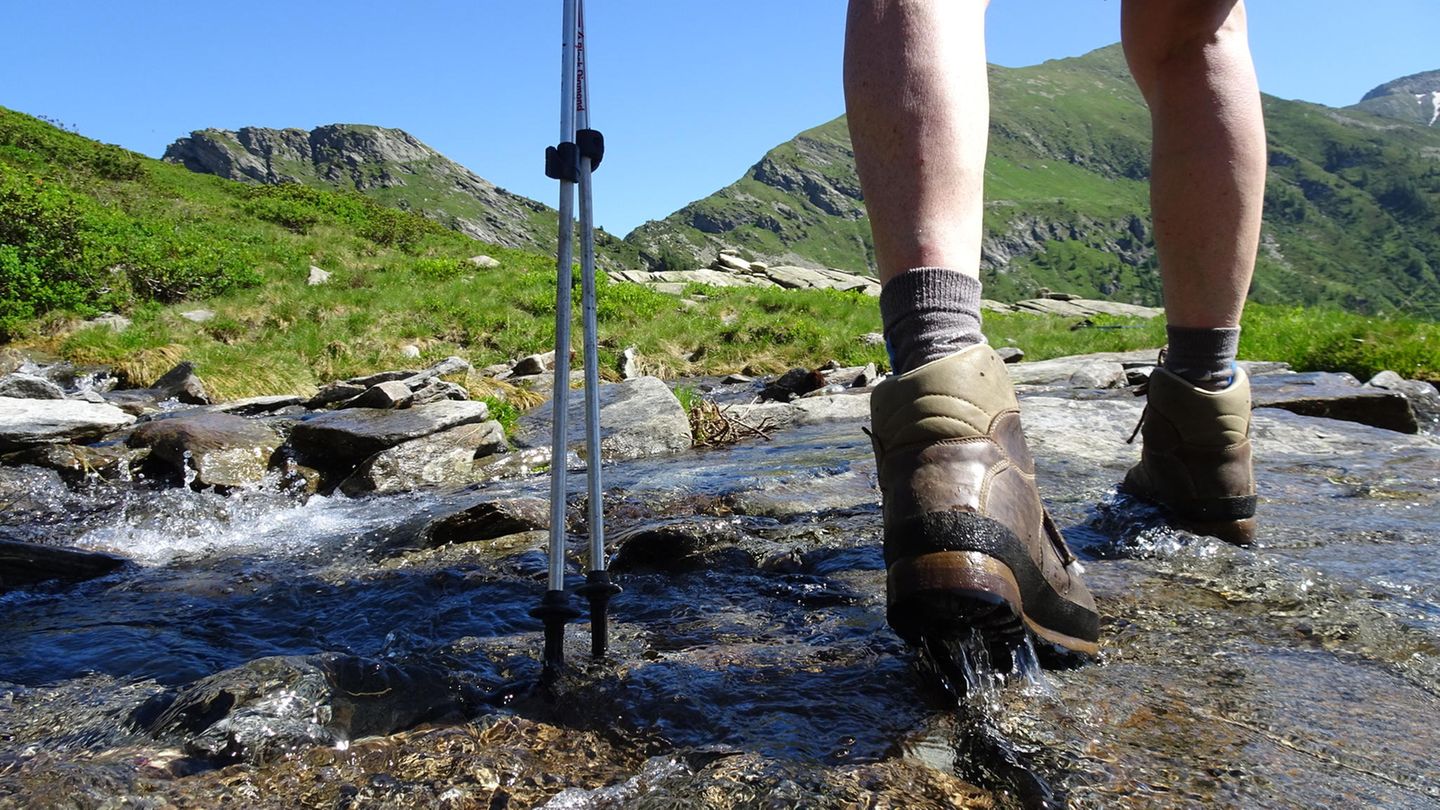 Knöchelhohe Wanderschuhe