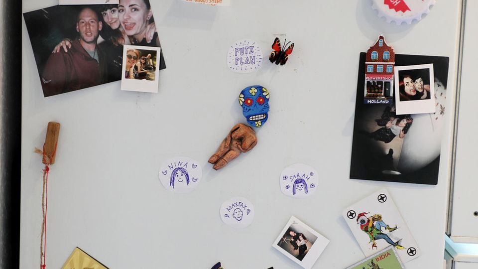 Der Putzdienst in der WG wird über einen Zeiger am Kühlschrank geregelt. Der Putzdienst in der WG wird über einen Zeiger am Kühlschrank geregelt.