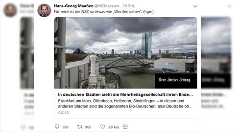 Screenshot des Tweets, in dem Maaßen die NZZ als "Westfernsehen" bezeichnet