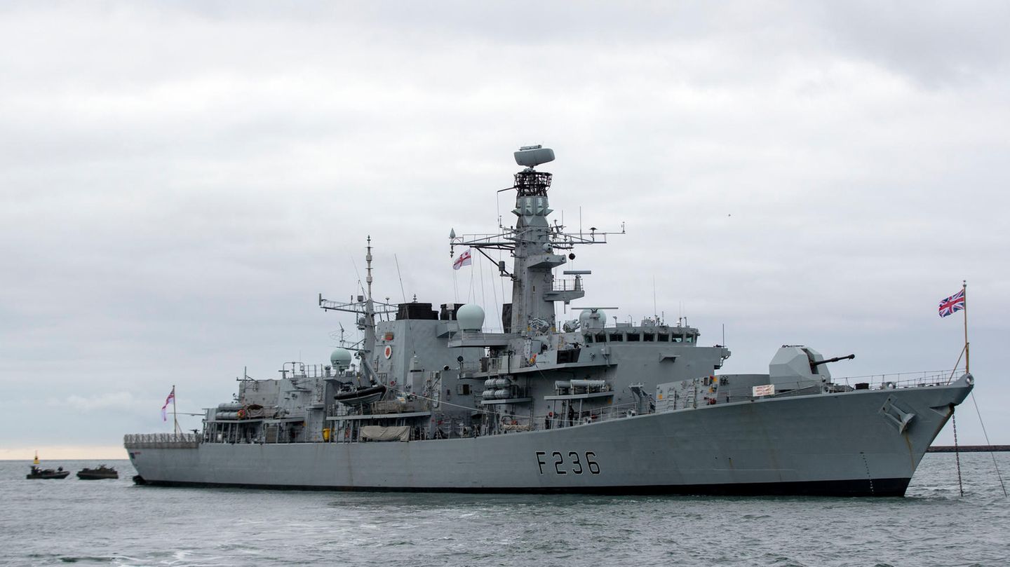 Begleitschiff rettet britischen Tanker vor Kaperung durch Iran