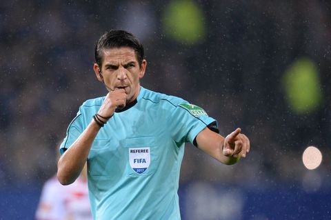 "Ich bin ausgerutscht": Deniz Aytekin ist knapp durch die Sprint-Prüfung gefallen
