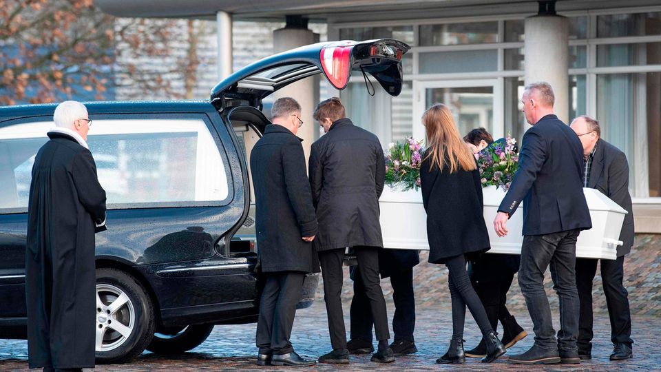 Die ermordete dänischen Studentin Luisa Vesterager Jespersen wird in der Heimat  beerdigt 