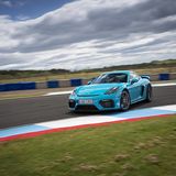 Der Porsche 718 Cayman GT4 ist bis zu 304 km/h schnell