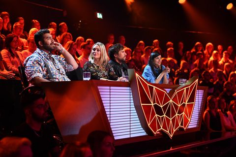 "The Masked Singer": Faisal Kawusi macht geschmacklosen Merkel-Witz
