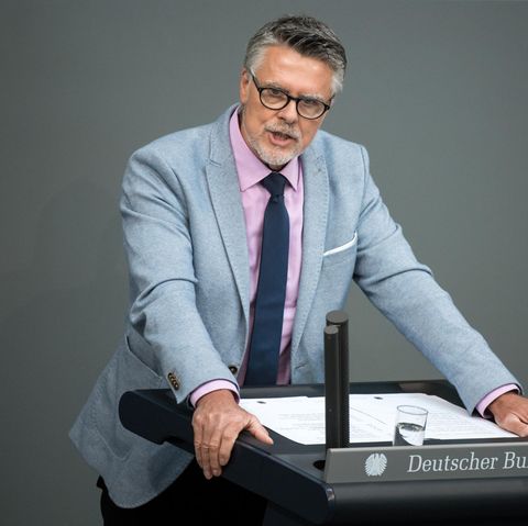 Uwe Kamann, ehemals AfD-Bundestagsabgeordneter und -Parteimitglied, bei einer Rede im Bundestag