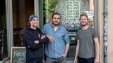 Sie wollen den Döner besser machen. Die Gründer von "Kebap With Attitude" (von links) Daniel Herbert, Deniz Buchholz, Jannis Nowinski