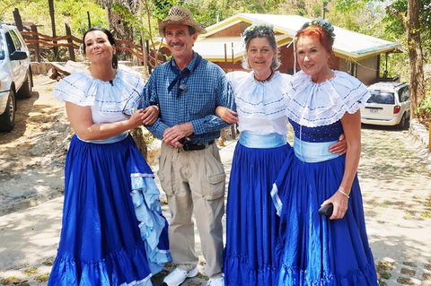 "Bauer sucht Frau International"