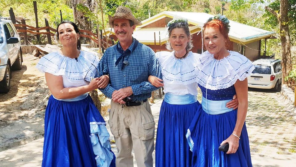 "Bauer sucht Frau International" "Bauer sucht Frau International"