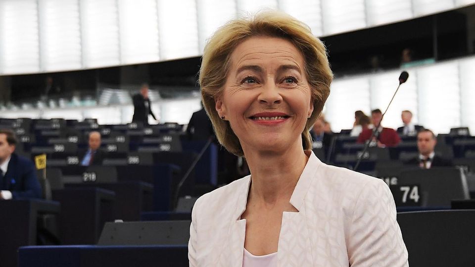 Ursula Von Der Leyen: So Steht Die EVP-Kandidatin Zu Den Wichtigsten ...