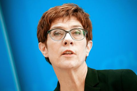 Annegret Kramp-Karrenbauer neue Verteidigungsministerin