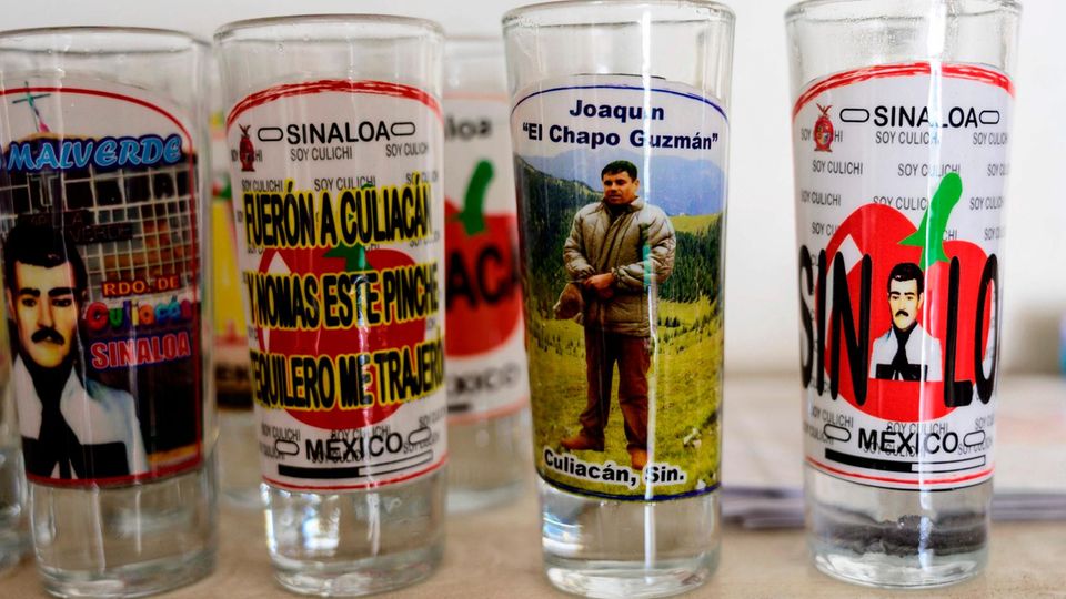 El Chapo auf Trinkglas El Chapo auf Trinkglas