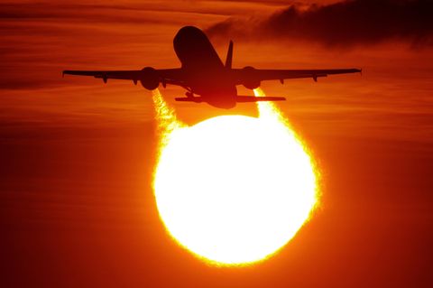 Sollte Fliegen teurer gemacht werden?