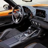 Die Einbindung des Smartphones geht via Apple CarPlay und Android Auto