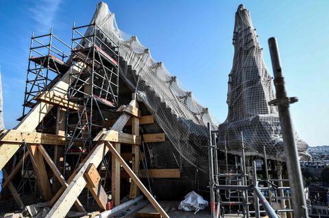 Der zerstörte Dachstuhl der Notre Dame