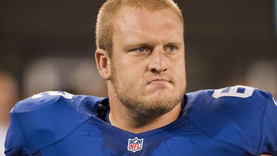 Mitch Petrus: Super-Bowl-Sieger stirbt nach Hitzschlag im Alter von 32 Jahren Mitch Petrus: Super-Bowl-Sieger stirbt nach Hitzschlag im Alter von 32 Jahren